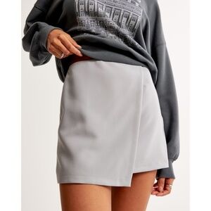 Abercrombie & Fitch Scarlett Wrap Mini Skort Grey